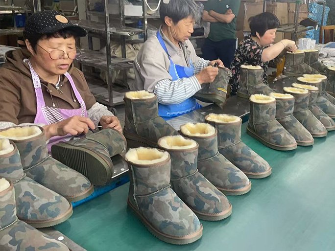 How Custom Sheepskin Boots Change the Winter Footwear Industry